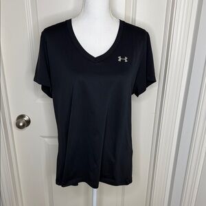 Under Armour Women's Short Sleeve vneck size XL